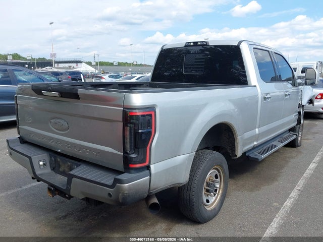 2017 FORD F-250 XLT 4
