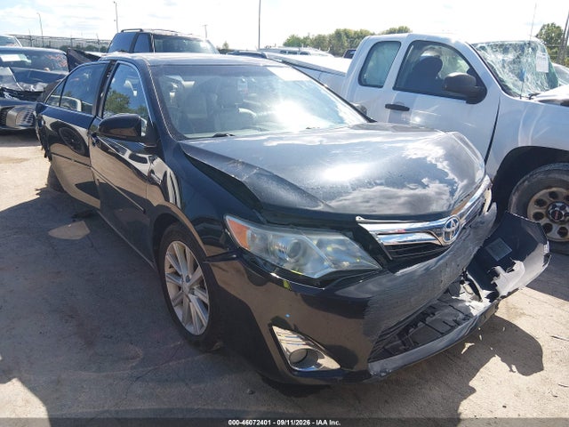 2012 TOYOTA CAMRY XLE