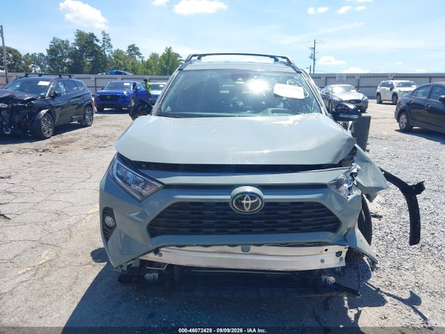 2021 TOYOTA RAV4 XLE 12
