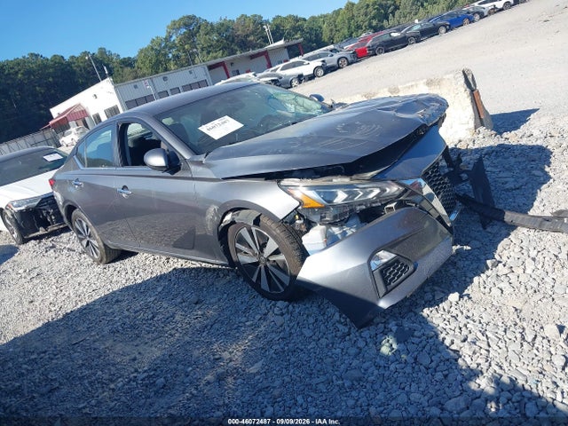 2022 NISSAN ALTIMA SV FWD 13