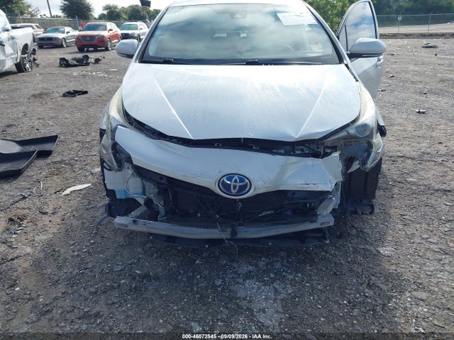 2017 TOYOTA PRIUS FOUR 6