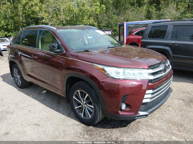 2017 TOYOTA HIGHLANDE XLE