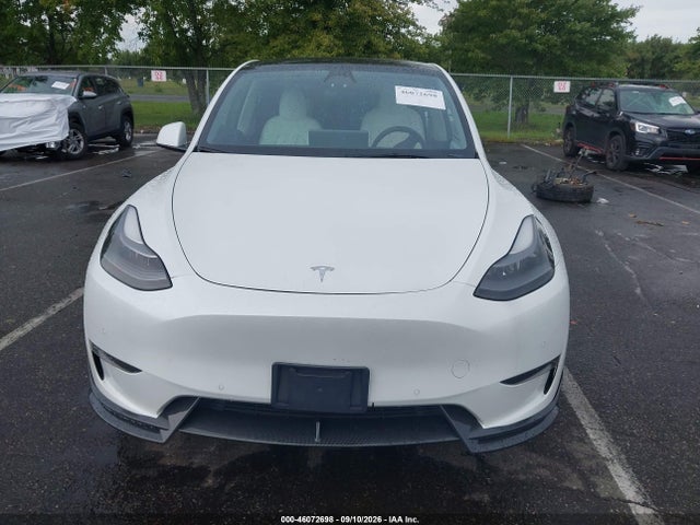 2022 TESLA MODEL Y LONG RANGE DUAL MOTOR ALL-WHEEL DRIVE 11