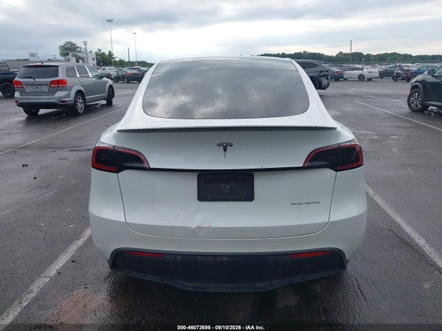 2022 TESLA MODEL Y LONG RANGE DUAL MOTOR ALL-WHEEL DRIVE 15
