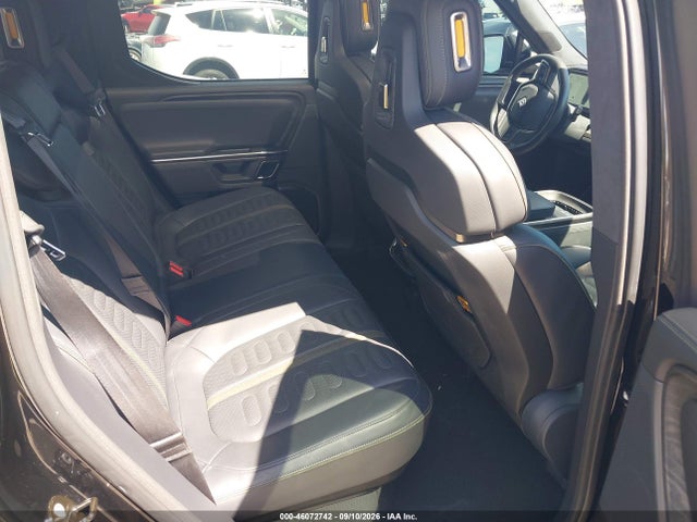 2022 RIVIAN R1T LAUNCH EDITION 8