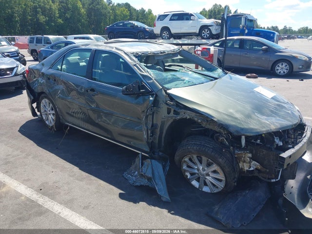 2013 TOYOTA CAMRY XLE