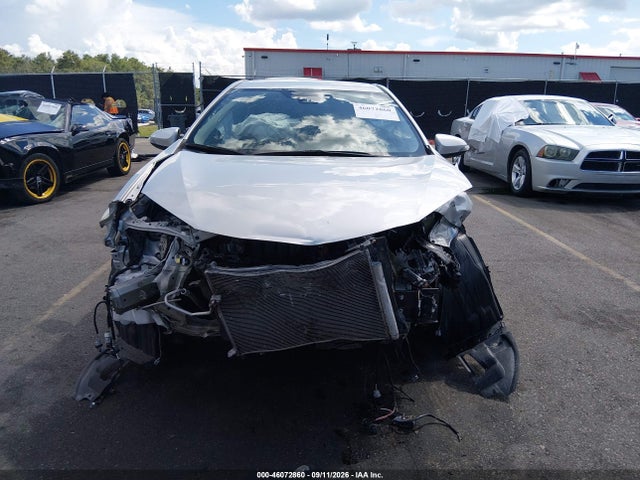 2019 TOYOTA COROLLA SE 13