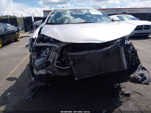 2019 TOYOTA COROLLA SE 6