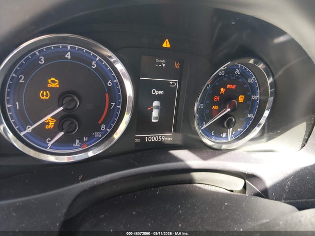2019 TOYOTA COROLLA SE 7