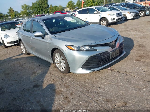 2018 TOYOTA CAMRY LE