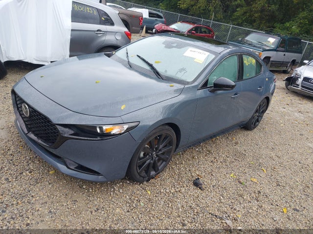 2022 MAZDA MAZDA3 CARBON EDITION 2