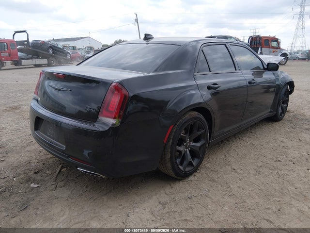 2022 CHRYSLER 300 TOURING 4