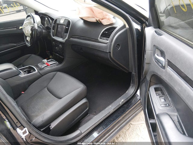 2022 CHRYSLER 300 TOURING 5