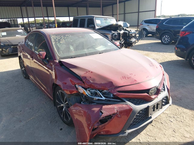 2018 TOYOTA CAMRY SE