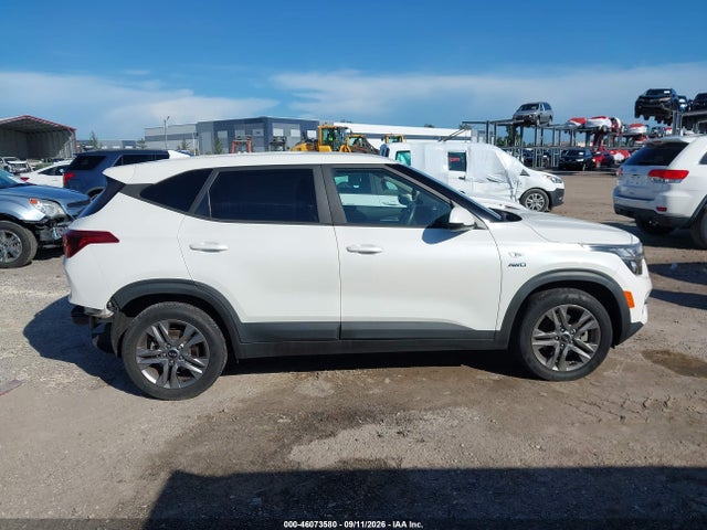 2021 KIA SELTOS LX 13