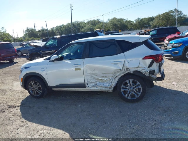 2021 KIA SELTOS LX 14
