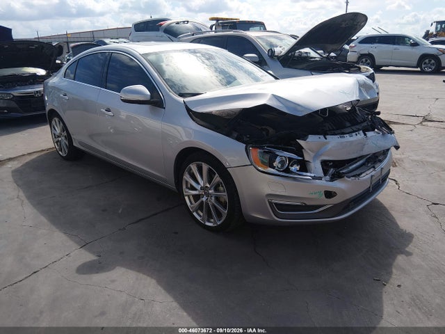 2017 VOLVO S60 T5 PLATINUM
