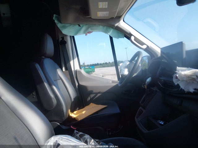 2026 FORD TRANSIT-250 5
