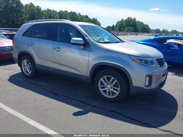 2015 KIA SORENTO LX
