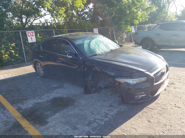 2015 INFINITI Q50 