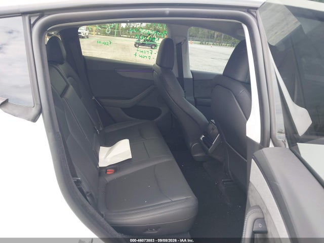 2026 TESLA MODEL Y PREMIUM REAR-WHEEL DRIVE/REAR-WHEEL DRIVE 8