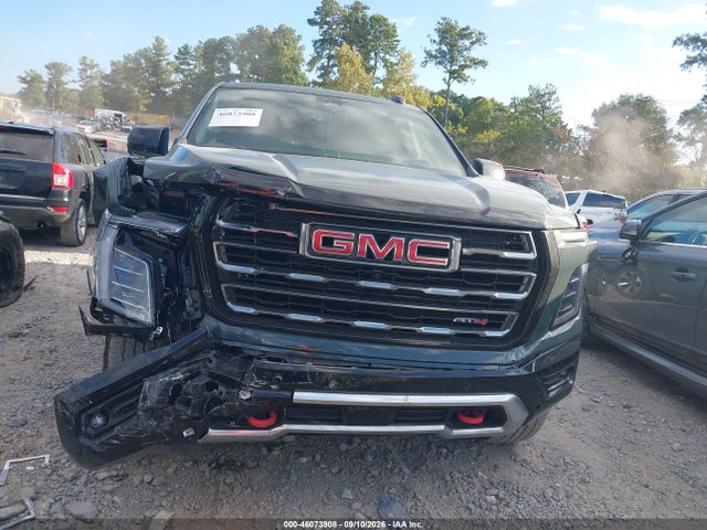 2026 GMC YUKON 4WD AT4 12