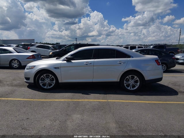 2018 FORD TAURUS SE 14