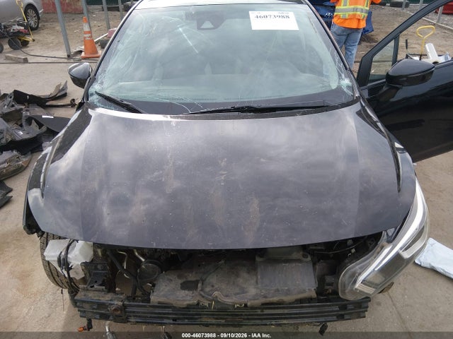 2021 NISSAN VERSA SV XTRONIC CVT 10
