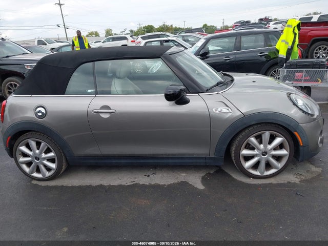 2021 MINI CONVERTIBLE COOPER S 14