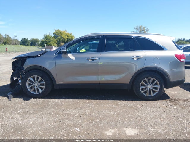 2017 KIA SORENTO 2.4L LX 15