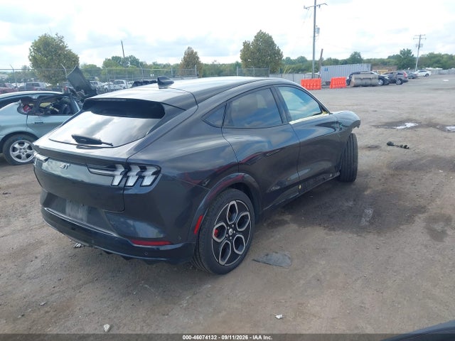 2022 FORD MUSTANG MACH-E GT 4