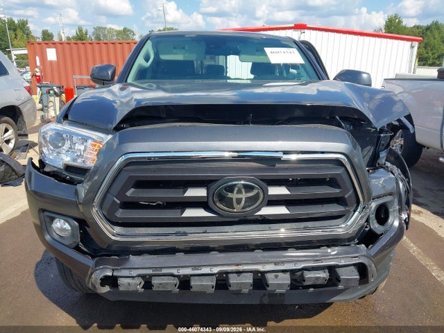 2022 TOYOTA TACOMA SR5 V6 13