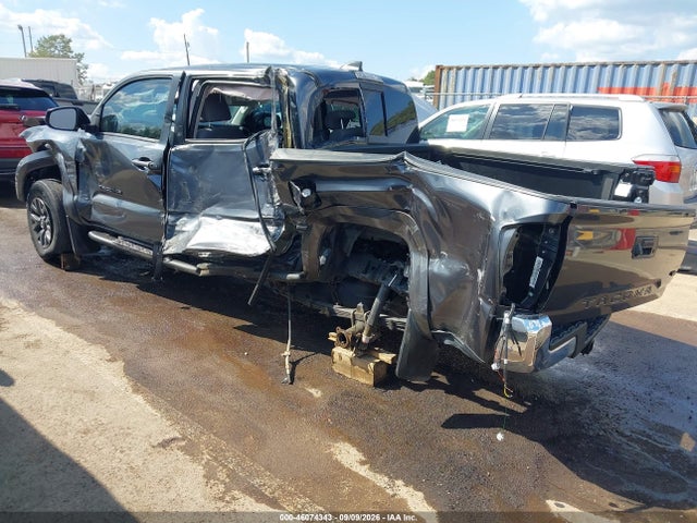 2022 TOYOTA TACOMA SR5 V6 3