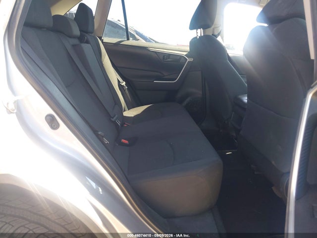 2021 TOYOTA RAV4 LE 8