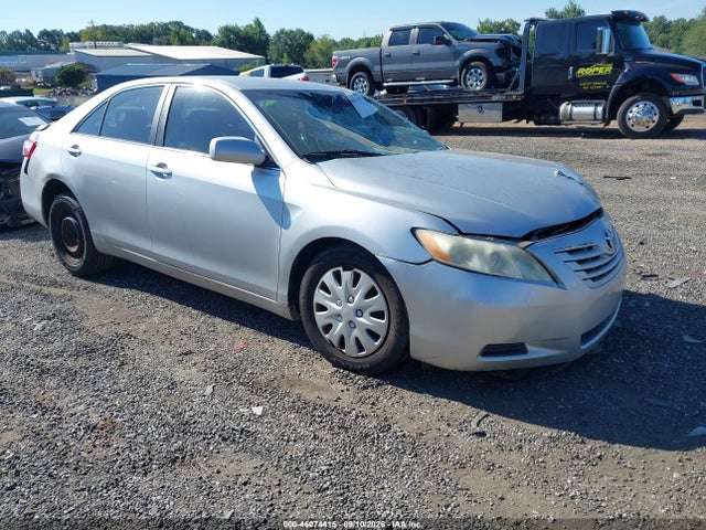 2009 TOYOTA CAMRY LE