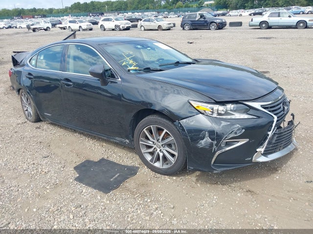 2016 LEXUS ES 
