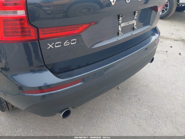 2018 VOLVO XC60 T6 MOMENTUM 6
