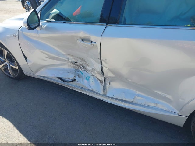 2019 LEXUS IS 300 6