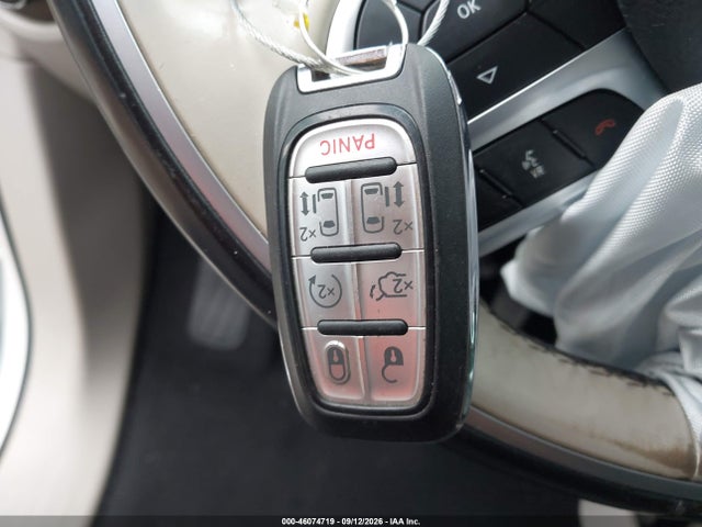 2017 CHRYSLER PACIFICA LIMITED 11