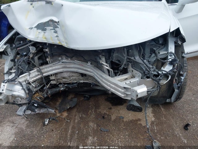 2017 CHRYSLER PACIFICA LIMITED 6