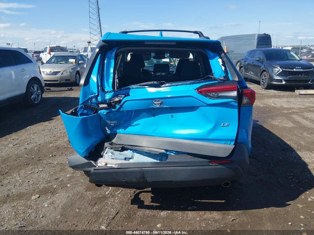 2021 TOYOTA RAV4 LE 17