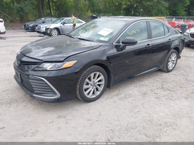 2023 TOYOTA CAMRY LE 2
