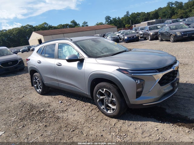 2025 CHEVROLET TRAX FWD LT