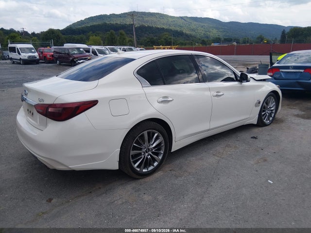 2019 INFINITI Q50 3.0T LUXE 4
