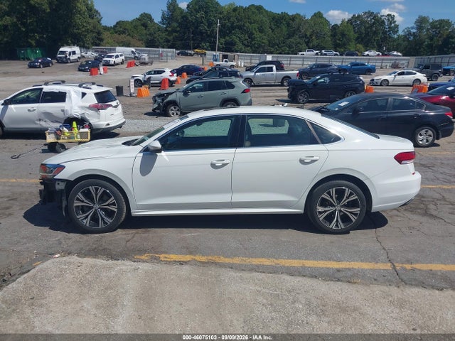 2021 VOLKSWAGEN PASSAT 2.0T SE 14
