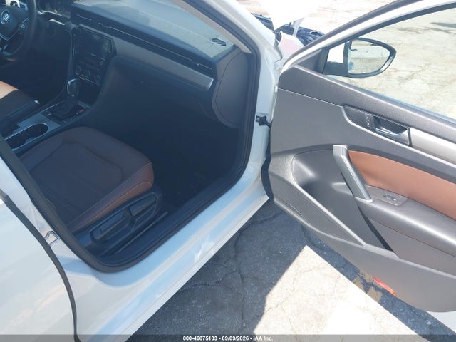 2021 VOLKSWAGEN PASSAT 2.0T SE 5