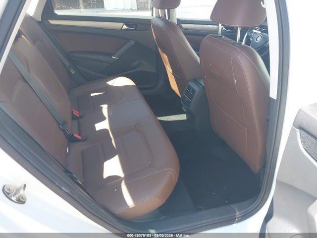 2021 VOLKSWAGEN PASSAT 2.0T SE 8