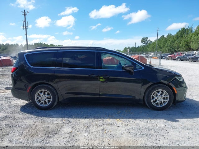 2022 CHRYSLER PACIFICA TOURING L 13