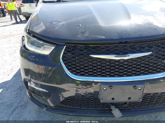 2022 CHRYSLER PACIFICA TOURING L 6