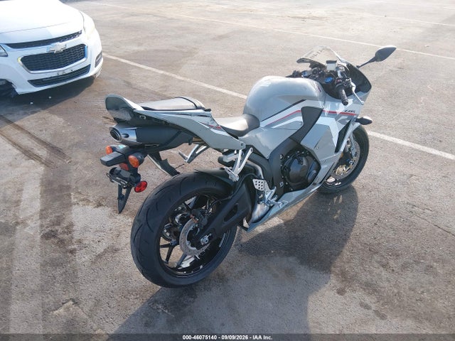 2026 HONDA CBR600 RR 4